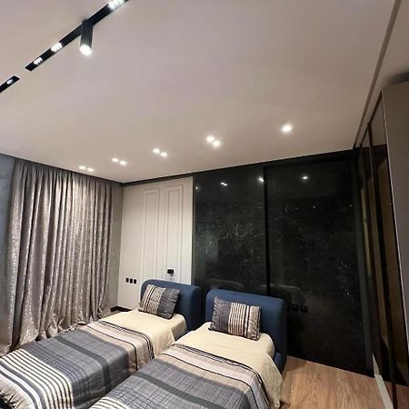 Remarkable Apartment ติรานา ภายนอก รูปภาพ