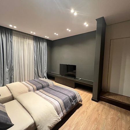 Remarkable Apartment ติรานา ภายนอก รูปภาพ